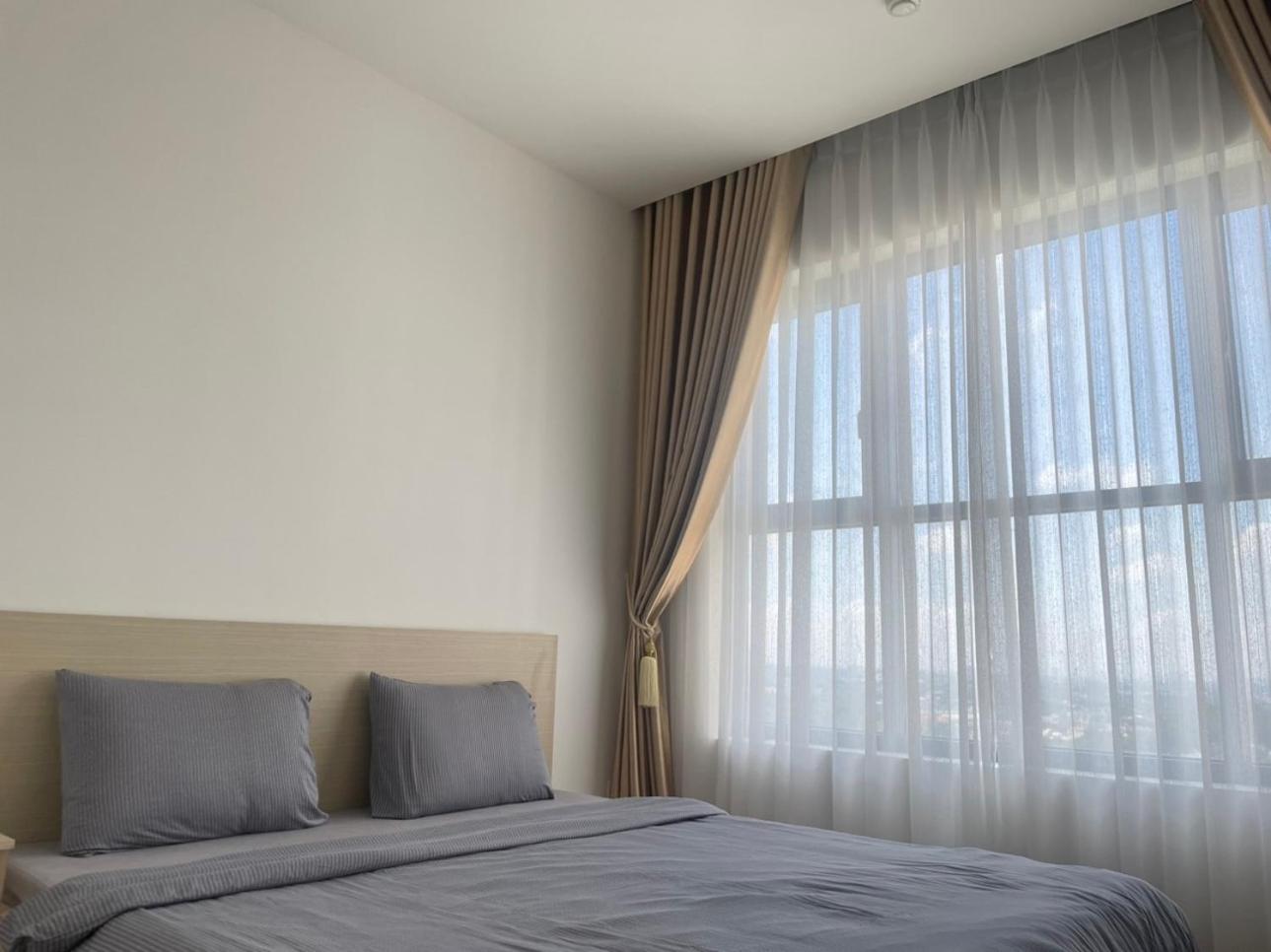 Compass One Building - Luxury Apartments Ap Phu Tho Екстер'єр фото
